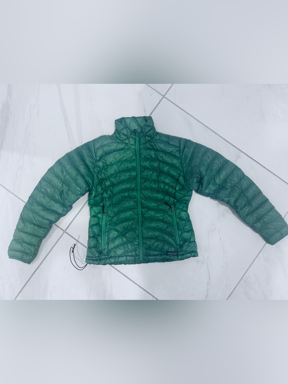 Patagonia Ultralight Down Jacket Green DISCONTINUED (Women’s Medium)